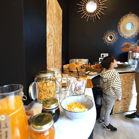 圣克拉拉酒店 圣地亚哥－德孔波斯特拉 外观 照片